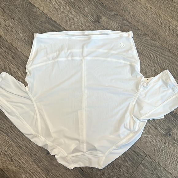 Lululemon NWT Tight-Fit Short Sleeve - Picture 3 of 4